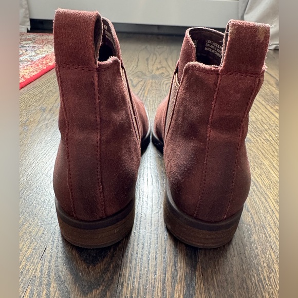 Born • Women's Brenta Comfort Booties (6) - Picture 5 of 9